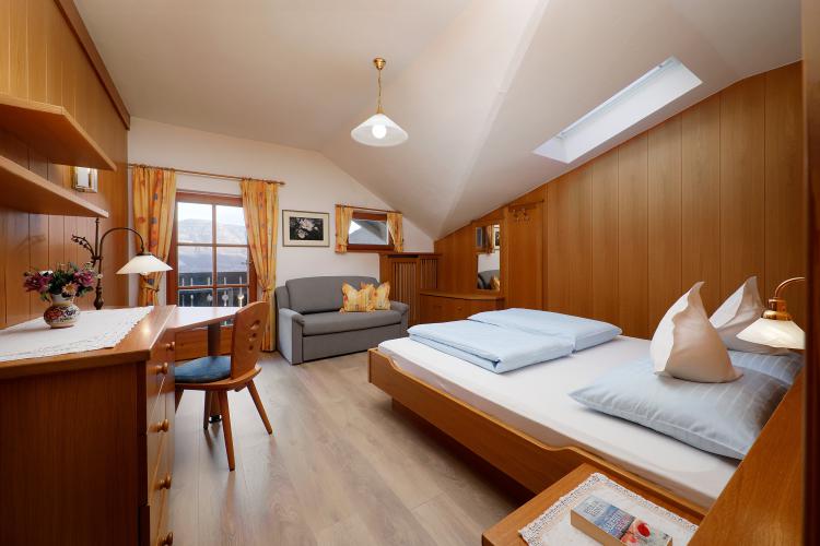 Doppelbettzimmer